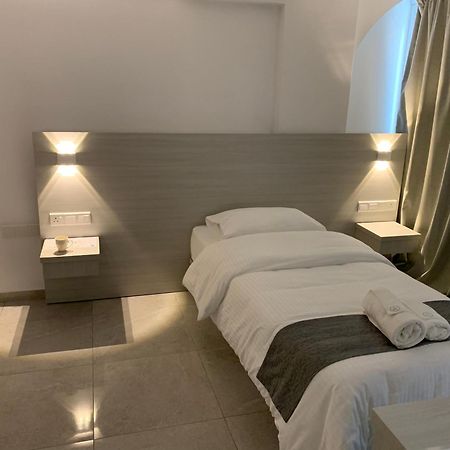 La Veranda Hotel Larnaca Zewnętrze zdjęcie